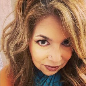 Lost a sale because Poshmark Customer Service wouldn’t help me